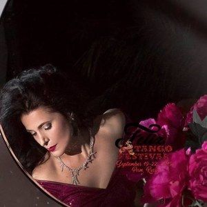 Meet your Posher, Marcela